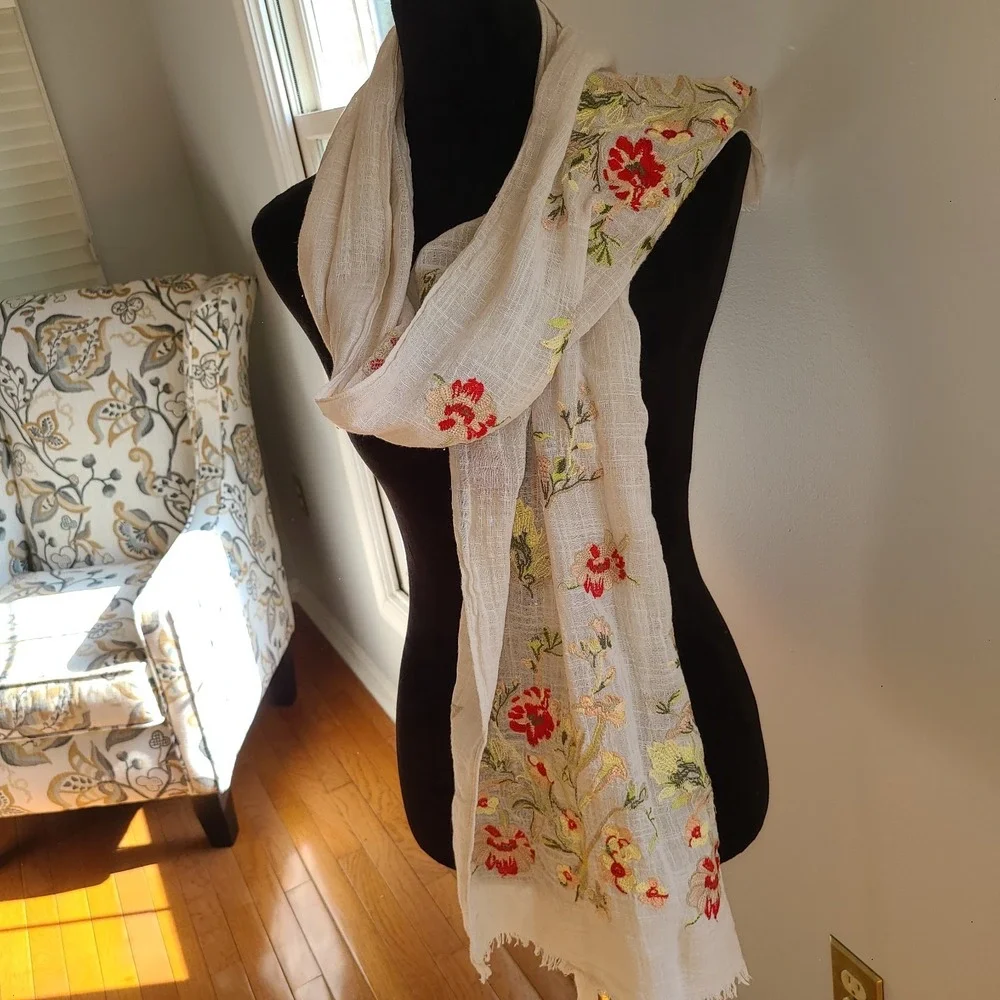 J.Jill Beige Pretty Embroidered Floral Scarf Garden Girl Country Club Western